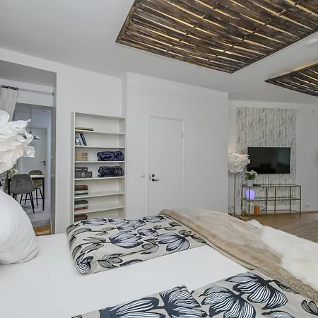 Old Town Romantic 아파트 *