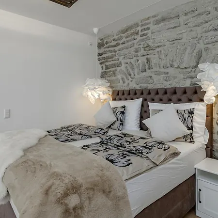 Old Town Romantic * 탈린