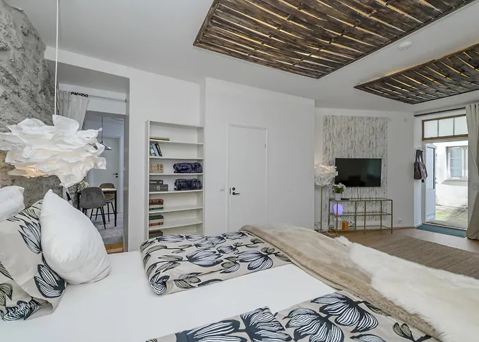 Old Town Romantic Apartman *